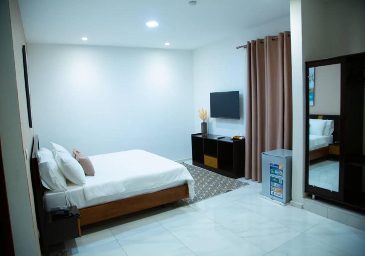 Onyx Hotel Yamoussoukro Esterno foto