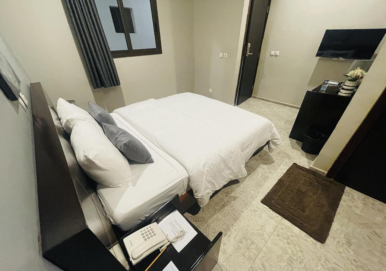 Onyx Hotel Yamoussoukro Esterno foto