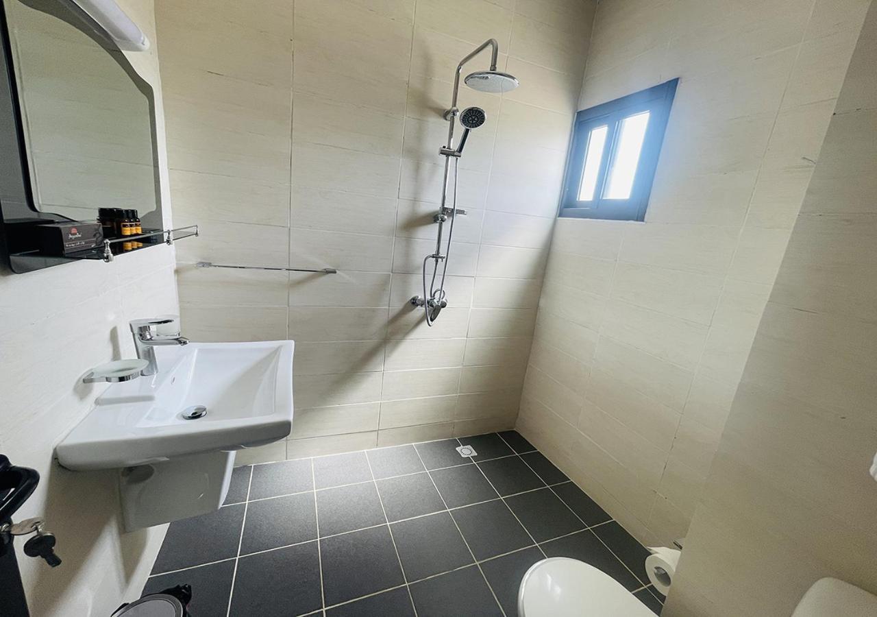 Onyx Hotel Yamoussoukro Esterno foto