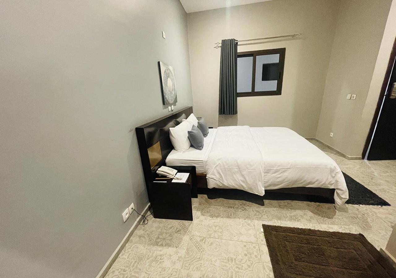 Onyx Hotel Yamoussoukro Esterno foto